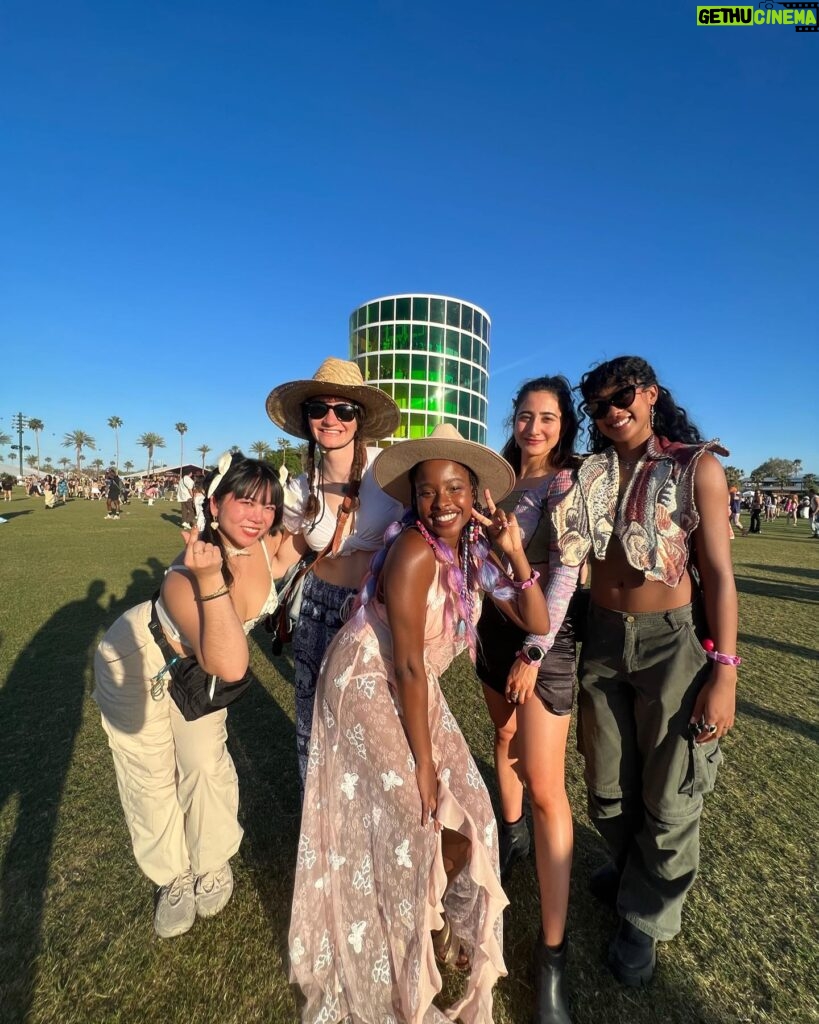 Amanda Gorman Instagram - Coachella you were a blast 💥 and I will never get over seeing @blackpinkofficial in my area 💓🖤👏🏿