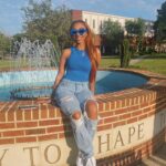 Zonnique Pullins Instagram - your favorites favorite!🌠
idk why I’ve been wearing blue everyday