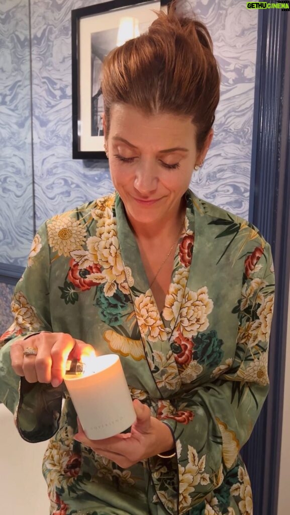Kate Walsh Instagram - There’s no better way to start the weekend than winding down with your favorite Boyfriends, and no one could use it more than Mom! #MothersDay is almost here so take 30% off all Gift Sets at the link in bio and show some love to those special moms, sisters, besties or any superwomen in your life! 🥰💖