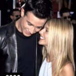 Sarah Michelle Gellar Instagram - It’s not our anniversary, or anyone’s birthday, but sometimes memories pop into your head and you just feel like commemorating. So let’s call it #flashbackfriday