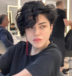 Merve Boluğur Instagram - Kristen işine bak kardeşim:)