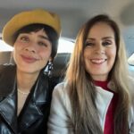 Esmeralda Pimentel Instagram - El amor de mi vida: MI MADRE ✨

Gracias mami @murguiaesmeralda por nuestra familia, por todo lo que tuviste que atravesar sola para sacar 5 hijos adelante. 

Siempre me permitiste explorar el mundo y llevar mi curiosidad hasta las últimas consecuencias. Aun así, tus brazos siempre estaban abiertos y tus oídos atentos a escucharme sin juicio y dejarme ser. 

Se que la única manera de devolverte todo lo que has hecho por nosotros, es siendo la mejor mujer que puedo ser.
🦋

TE AMO, MADRE