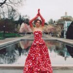 Anna Cathcart Instagram - i’m floored🥹 what an absolute dream. thank you @teenvogue it is an honour !!

Writer: @meeshkakim 
Photographer: @anameizing 
Stylist: @shebiaan 
Hair Stylist: @chika_nishiyama 
Makeup Artist: @ittts_sena 
Manicurist: @wuwunails 
Location: @brooklynbotanic 
Art Director: @emilyzirimis 
Senior Fashion Editor: @tchesmeni 
Senior Culture Editor: @claire_ifying 
Talent Director: @eugeneshevertalov