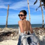 Maine Mendoza Instagram - Summer goals in Bora! ☀️ #MaineGoals

@feelgoodsabuko
@cignal.tv
@cignalplay
@tv5manila