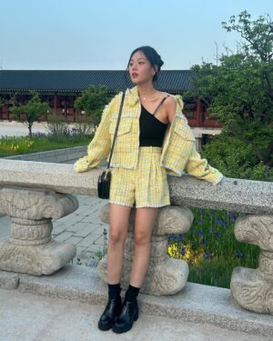 BIBI Instagram - 🐱💛 #GucciCruise24