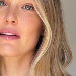 Bar Refaeli Instagram -