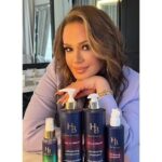 Leah Remini Instagram – I’ve always been honest about what I do and don’t do when it comes to glam. It’s no secret that I get Botox, get my hair colored, and have extensions. Combine that with being 52, and I have to put more and more effort into having a good hair day. I don’t do these posts often because I refuse to do posts for stuff that doesn’t work. Maybe it’s the Brooklyn in me, but I hate being fake and pretending to like something when I don’t. So I always tell my team that I will only do these posts when something actually works. So here’s the thing: @hair.biology actually works. After I get my hair colored, I usually start going grey after a few days. But since I started using Hair Biology Color sealing mask, I haven’t had to get my color done that often, which saves time, money, and more damage to my hair. I don’t like endorsing products that my fans can’t afford. Hair Biology Full & Vibrant collection not only works, but it’s also not expensive; it’s available at Target! I also wanted to let you know that I’m donating a portion of the money I get for this to a foundation close to my heart. Those who know the kind of work I do know what I’m talking about. : ) 

#HairBiologyPartner #ThisIs52 #MadeForChange #TargetBeauty