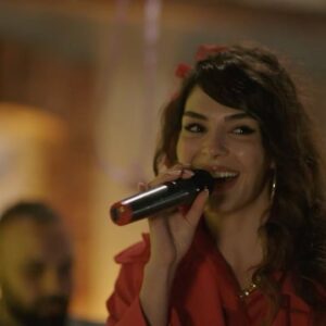 Ebru Şahin Instagram - O zaman dans :) 💃🏻