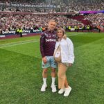 Dani Dyer Instagram - Last home game of the season⚽️
So proud of you & love you always ♡