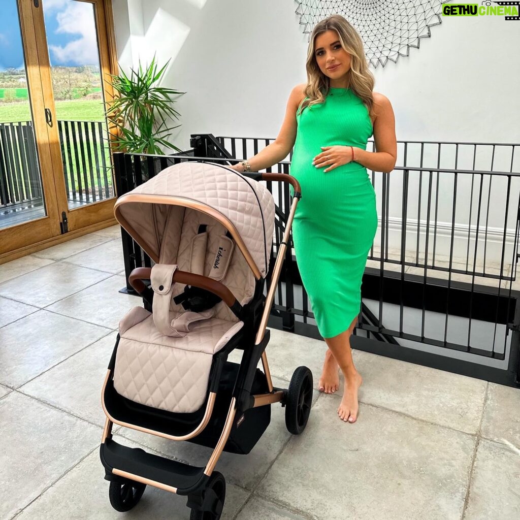 Dani Dyer Instagram - I am IN LOVE with this Travel System from my range with @mybabiieofficial 😍💖 Available Summer 2023! #ad
