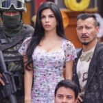 África Zavala Instagram - Esta noche el GRAN FINAL de #ElSenorDeLosCielos 🤠 te dejará sin aliento. ¿Estás listo para conocer el desenlace de esta historia? Nos vemos a las 9PM/8C por @telemundo ¡en un capítulo de dos horas! #ESDLC8 #Mecha😍❤️ Gracias @zelkoland @karenbarroeta @haroldsanchez5117  @xcantuarias22 ❤️🔝
