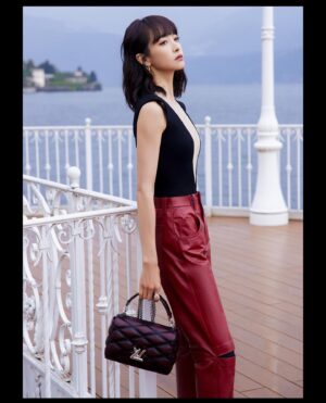 Victoria Song Thumbnail - 264.1K Likes - Top Liked Instagram Posts and Photos