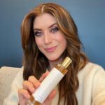 Kate Walsh Instagram – Wishing u all a joyful #MemorialDay weekend, my loves! 💙❤️🤍 Come celebrate with up to 60% off @BoyfriendPerfume sitewide 💃 And hey guess what… u’ll get a free chocolate bar w/ every order over $25 😘🍫