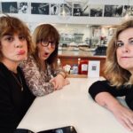 Vanessa Incontrada Instagram - Mamma, sorella e io…siamo proprio belle 😂😂😂😂😂❤️