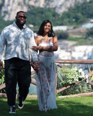 Chanel Iman Instagram - The blessings keep pouring, grateful for this new chapter and soon to be married and a forever to go ♾️📍Capri , Italy 🇮🇹 💍💎