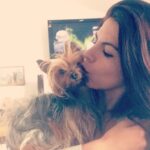 África Zavala Instagram - Te voy a extrañar Peregrina hermosa 😔siempre estarás en mi ❤️fuiste la mejor perrita del mundo.