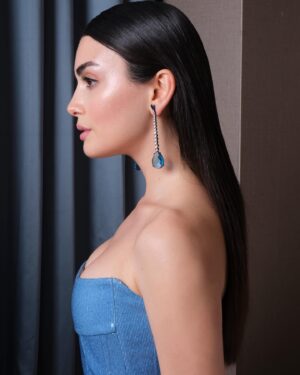 Özge Yağız Instagram - Academy Day @ayyapim @iemmys 💙
@unalavcii 📸
@emirhan.topcuu