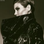 Lauren Cohan Instagram - Thank you L’Officiel: @lofficielau and @mikeruizone …

It was a true pleasure to channel this vibe. 

Photography: Mike Ruiz @mikeruizone
Editor-in-Chief: Dimitri Vorontsov @dimitrivorontsov
Stylist: Star Burleigh @starburleigh
Make-up: Tamah @tamah_krinsky
Hair: Ryan Taniguchi @ryannyc

@amcthewalkingdead #DeadCity