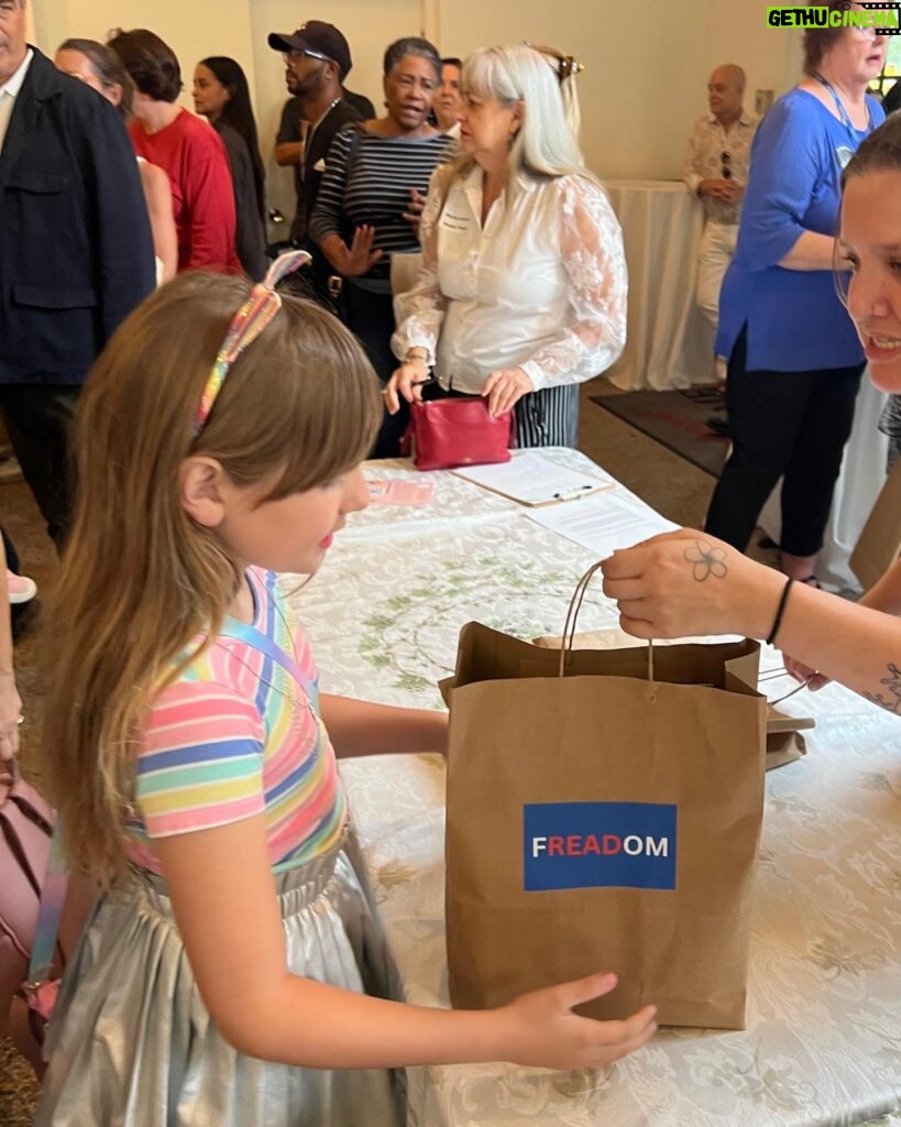 Amanda Gorman Instagram - When they go low we go high. I’ve helped purchase 1,200 copies of the books that were removed alongside my own from elementary school shelves at Bob Graham Education Center in Florida. Today they were made available for free for anyone at our #Freadom book giveaway earlier today @ the Sanctuary for Banned Books @ The Coral Gables Congregational Church, along with a free poetry reading featuring amazing authors like @poetrichardblanco . So happy to see these books—not only mine, but the ABCs of Black History and Love to Langston, scooped up by young readers. This amazing standing-room turn out shows how important books and stories are to our children, and we will fight every step to keep literature accessible the next generation. 📚📒💛here’s to free reading! Thanks so much to @booksandbooks for helping organize this!