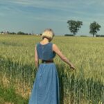 Aurora Aksnes Instagram - Thank you Dijon 🌼
Enjoy this dream of a moment taken by @amalieholtkleive 🌿