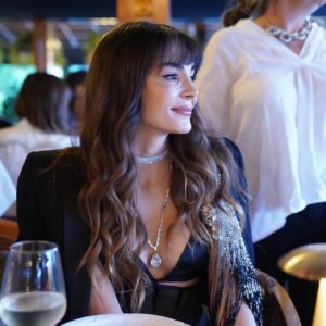 Ebru Şahin Instagram - 💫💫💫
_________________
@ibrahimduman.id
@rufiyekalmazz
@selhan.c
@farda_est2022 
@limonettejewelry