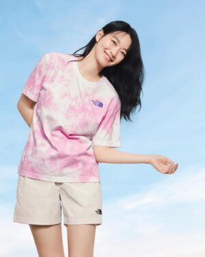 Shin Min-a Instagram - @thenorthface_kr 🎀💙