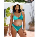 Chanel Iman Instagram - I love seeing you all in my @cupshe #BeMe swim collection!!! 😊🥰Thank you all for your support 🙏🏽

To celebrate the launch, I’m teaming up with Cupshe & gifting 3 lucky winners a limited-edition collection box with my fav items! ✨
 
#GIVEAWAY, here’s how to enter 💋

1. Follow @chaneliman and @cupshe 
2. Tag 2 of your besties
3. Like this post
P.S. Repost to your story for an extra entry! The giveaway ends on 6/18/2023 @ 11:59 PM PST. 

#CupsheBirthday #Cupshe #CupsheCrew #CupsheBeMe