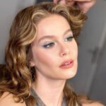 Burcu Biricik Instagram - Bu kadın hem makyaj işini hem doğru ışık doğru an işini iyi biliyor 😁 @hamiyetakpinar 
Saç @serkanyildirim 🤘✨