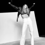 Bar Refaeli Instagram - 🤍🖤🤍