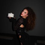 Sofie Dossi Instagram - guess who was born today🎂