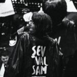 Şevval Sam Instagram - “Rock’ı Severiz” 🖤
#birderdimvar #amanaman #haydigeliçelim #gülpembe 
Tüm dijital platformlarda..diğerleri yolda😉🤩⭐️⭐️⭐️⭐️⭐️
Fotoğraflar @halilguzel ❤️