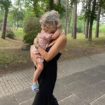 Lena Gercke Instagram - My Birthday babes🤍🤍🤍🤍🤍 meine zwei Krebse, was für unfassbare, verrückte 3 Jahre hinter uns liegen, ich bin so stolz auf euch ☀️🤍 ich möchte keinen Tag mehr ohne euch sein🫶