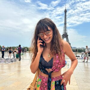 Ebru Şahin Instagram - 1.Yılımızı kutlamak için aradıklarında  33. yıl dönümlerini kutlama suratı 🤓💕