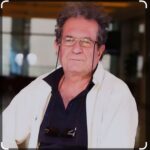 Sare Bayat Instagram - .
بدرود عالیجناب...
داد از این بهت و اندوه عظیم...!
این همه عزیز و اکنون شما،!
بغض مجال نمی دهد.
یادتان تا ابد در قلب ما گرامیست.
تسلیت به سرزمینم.

#داریوش_مهرجویی