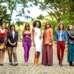 Monica Iozzi Instagram - Lá vem Elas... por Elas! Com vocês Renée (Maria Clara Spinelli), Carol (Karine Teles), Lara (Deborah Secco), Taís (Késia), Helena (Isabel Teixeira), Adriana (Thalita Carauta) e Natália (Monica Iozzi).
Na próxima novela das seis, essas sete amigas de adolescência vão se reencontrar depois de 25 anos. A partir daí, muita emoção está por vir! Preparados?
A releitura de ‘Elas por Elas’ é escrita por Thereza Falcão e Alessandro Marson, com direção artística de Amora Mautner e direção de gênero de José Luiz Villamarim.

Crédito: Globo/João Cotta
@joaocotta_photos

#elasporelas