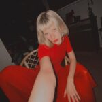 Aurora Aksnes Instagram - 🩸just finished my period🩸
I am thriving