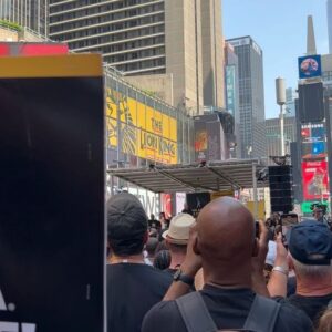 Lola Tung Instagram - I am so proud to be a member of SAG-AFTRA and felt very grateful to be surrounded by incredible artists and creative people this morning at the SAG rally !  If you are able to, consider giving money to the @sagaftrafound to support members in urgent need during this strike.  A majority of members don’t make enough to qualify for health insurance.  Many people are out of work right now.  And in the words of @kyrasedgwickofficial “don’t even get me started on A.I…” We need to see change and fair contracts!! #sagaftrastrong #unionstrong