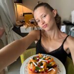 Angèle Instagram - 🥹🩵
