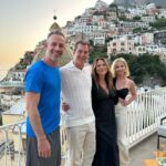 Sarah Michelle Gellar Instagram - Dinner on our #positano balcony with my manager of 34 years @joannecolonna_official (swipe to last frame to see a pic of us at my wedding)