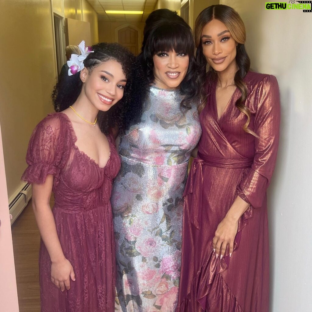 Tami Roman Instagram - Getting to work with the legendary @jackeeharry and my boo @inthelandoflala was the most fun I’ve had in awhile 💛 Can’t wait for y’all to see 🙌🏽🙌🏽