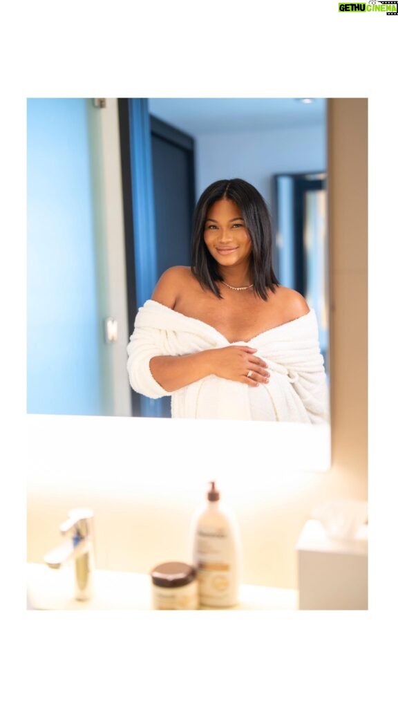 Chanel Iman Instagram - Did you know that 64% of Black Americans deal with some kind of skin concern, yet one-third struggle to find doctors who understand their skin? As my family suffers from sensitive skin and eczema, I know how much your skin health can impact your daily life.
That’s why I am excited to team up with @AveenoUS on their #SkinVisibility program, which aims to address the underdiagnosis, care and treatment of sensitive skin and eczema on skin of color. This year, they are collaborating with @healthinherhue: a platform connecting women of color to culturally sensitive healthcare providers, evidence-based health content, and community support.
If you’re like me and want to take more control of your skin, find a dermatologist who understands your specific needs and receive educational content on sensitive and eczema prone skin needs, head over to HealthInHerHUE.com or my Instagram Story to redeem 1 of 500 free annual memberships sponsored by Aveeno® while subscriptions last.
#AveenoPartner