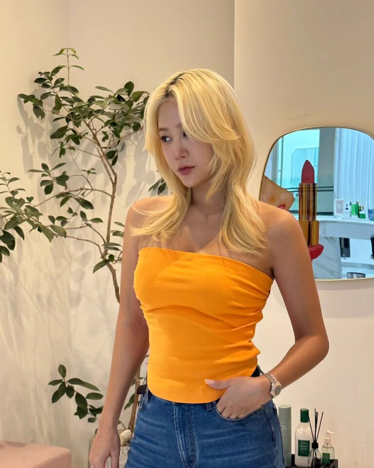 Soyou Instagram - 🍊🍊🍋🍋