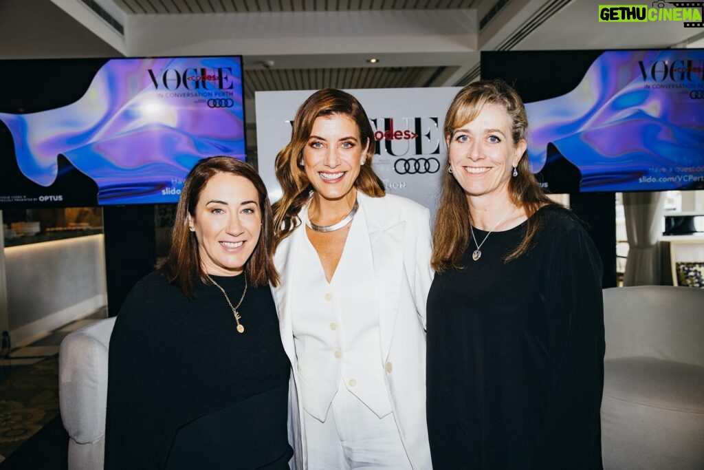 Kate Walsh Instagram - Thanks so much to the amazing women (& you gentlemen too 😜) for coming to breakfast with me and gorgeous @edwinamccann & @vogueaustralia for the #VogueCodes Breakfast chat alongside @kit_b_001 & everyone at @audicentreperth & @audiaustrailia 💪🏼🌸💕 @jodyfiannaca_hairstylist ⚡️ @hendrawmakeup 💋