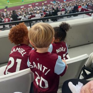 Dani Dyer Instagram - First home game❤️