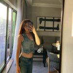 Anna Cathcart Instagram - turns out london is a great place for self reflection