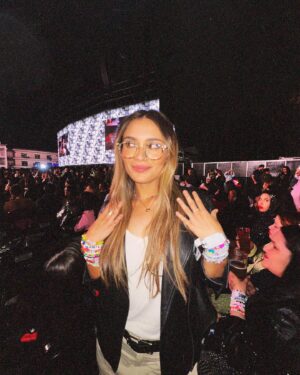 Daniela Calle Instagram - Los que me conocen saben lo que me soñaba con ir a ver a Taylor Swift 

Los que me he encontrado estos meses saben que sólo hablaba de la noche de anoche. 

Y los que se han montado en un carro conmigo saben que Eras Tour era mi playlist designada. 

❤️‍🔥🥹✨