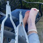 Lena Headey Instagram - Fuck. 
6 weeks. 
One Birk only. 
😡