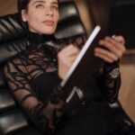 Esmeralda Pimentel Instagram - Regresar a la ciudad que nací, acompañada de personas que admiro tanto, es un sueño hecho realidad. 

Una noche inolvidable con mi familia @montblanc 

 #MontblancLibrarySpirit #inspirewriting 

Gracias @lore.ponceleon 🤍