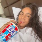 Jessie Reyez Instagram - Happy 1 year to my second album YESSIE. Fav song off the project was ________? 
I think mine was EDD 
 @keeping_up_with_jr thnx for the vid 🥲🥲🥲
There’s a lot to be grateful for right now, I’ll get into it more on Monday, but for now enjoy me freaking out at my leaking slushee at the end of this video. Have a great day friends. Go to the gym. Eat a fruit. Read a book. Make a list. Go do something for yourselfffffff todayyyyyy kk biiiiii❤️❤️