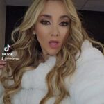 Sherlyn Instagram - Segun quien? @carinleonoficial @maluma
